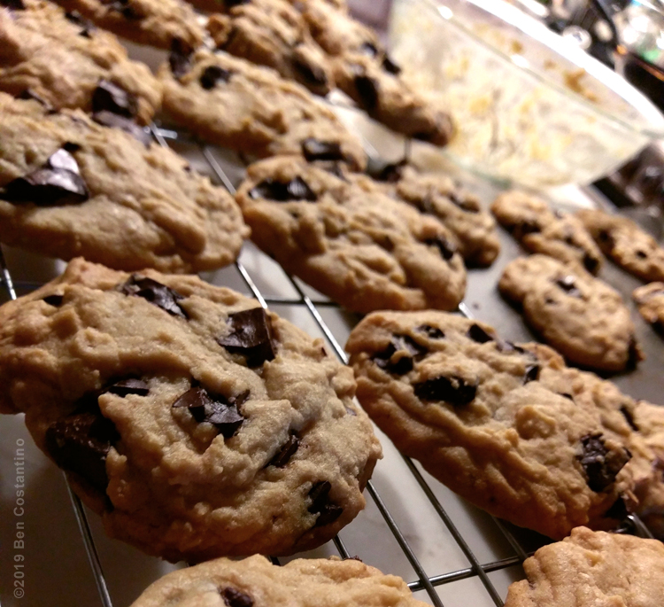 chocolate chip cookies cooling