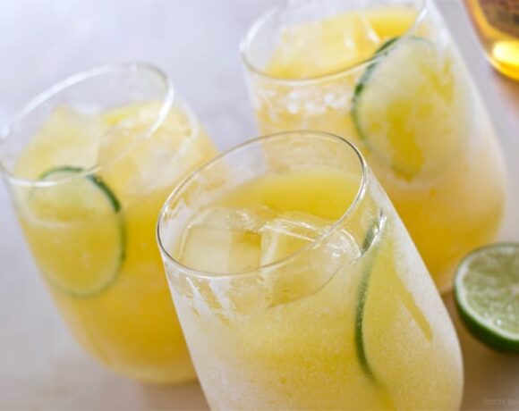 pineapple limeade in frozen glasses
