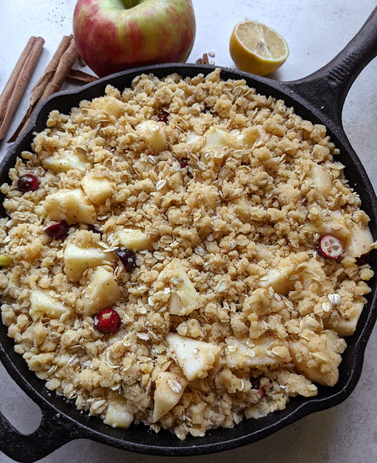 cranberry apple crisp before baking